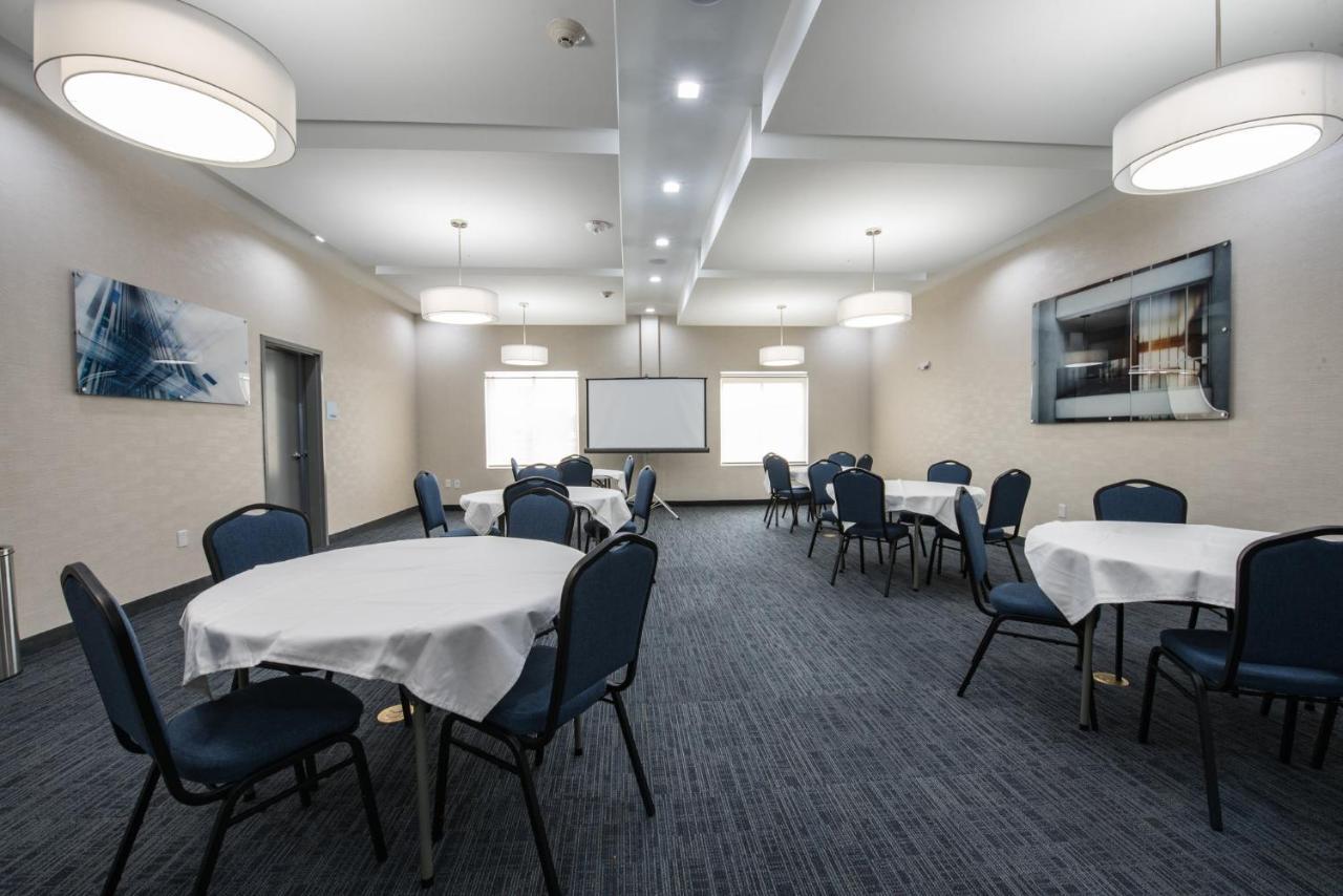 Holiday Inn Express & Suites Houston - Hobby Airport Area By Ihg Екстериор снимка