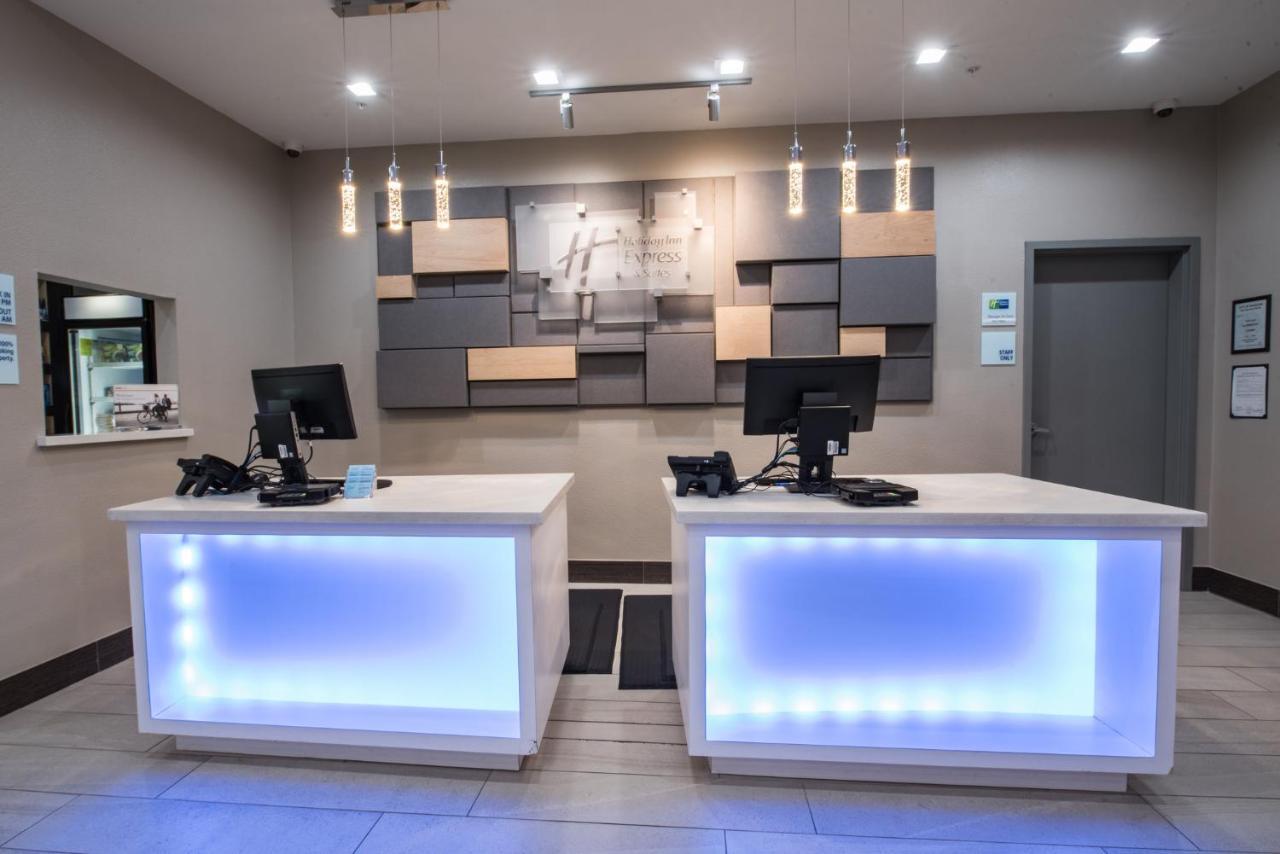 Holiday Inn Express & Suites Houston - Hobby Airport Area By Ihg Екстериор снимка