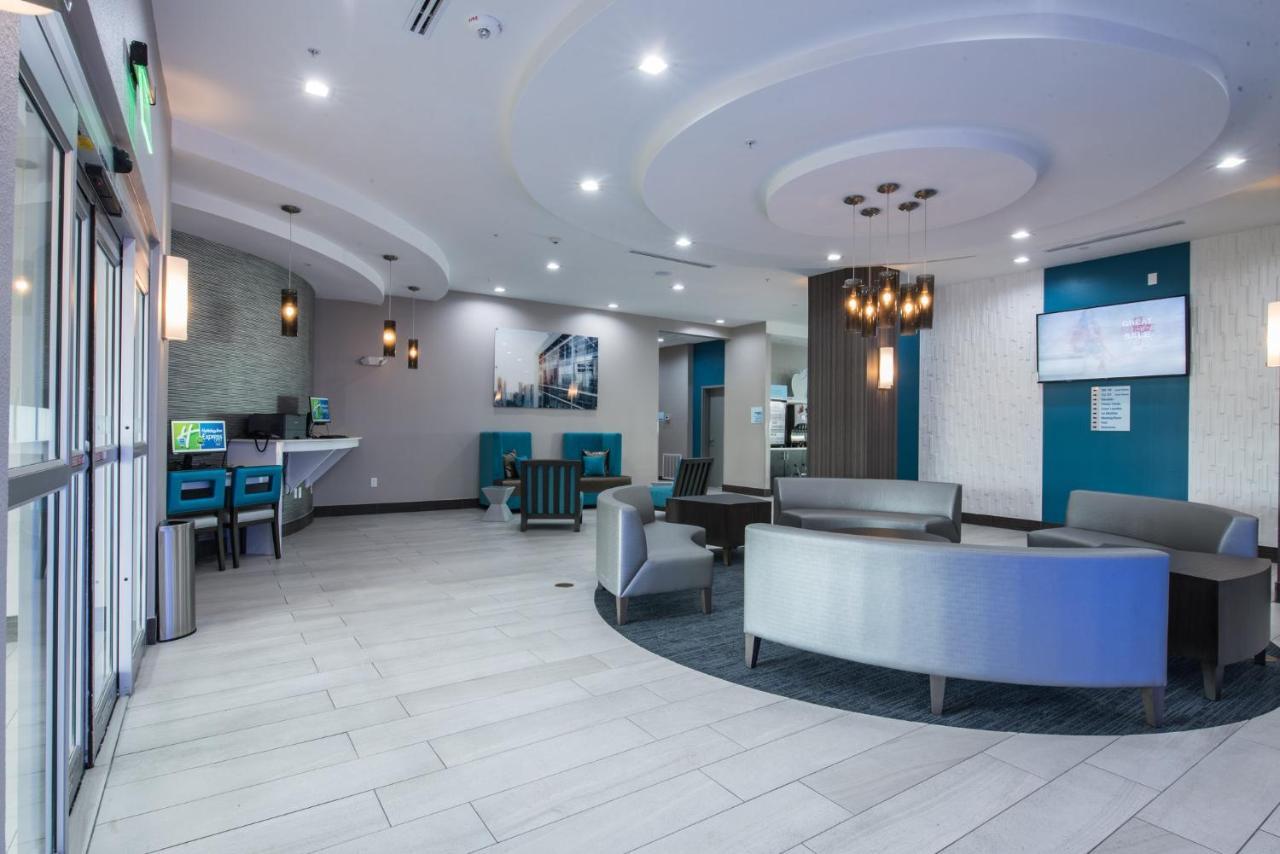 Holiday Inn Express & Suites Houston - Hobby Airport Area By Ihg Екстериор снимка