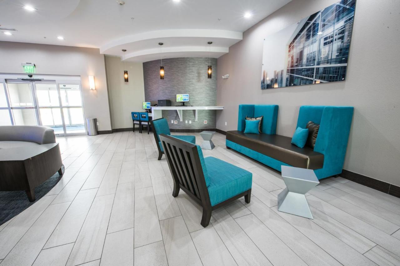 Holiday Inn Express & Suites Houston - Hobby Airport Area By Ihg Екстериор снимка