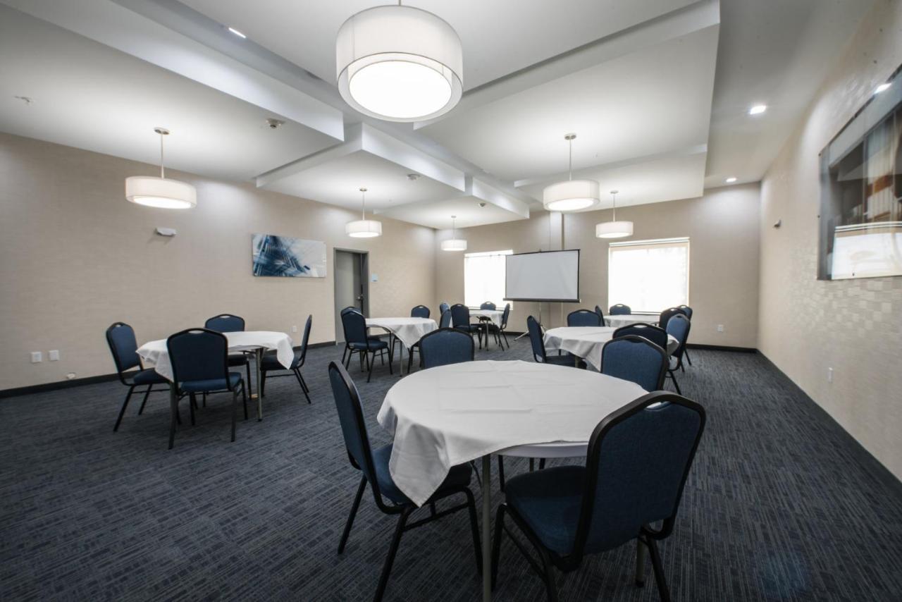 Holiday Inn Express & Suites Houston - Hobby Airport Area By Ihg Екстериор снимка