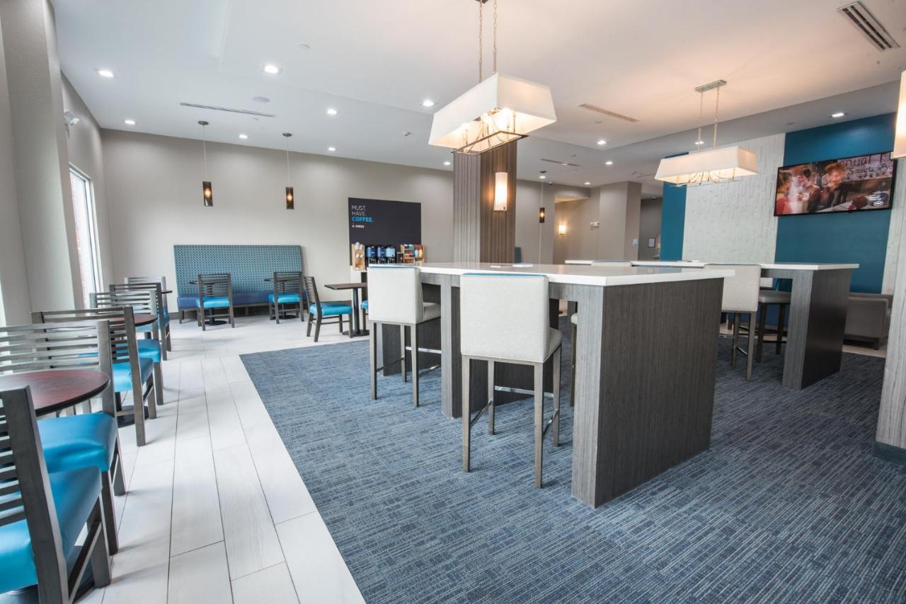 Holiday Inn Express & Suites Houston - Hobby Airport Area By Ihg Екстериор снимка