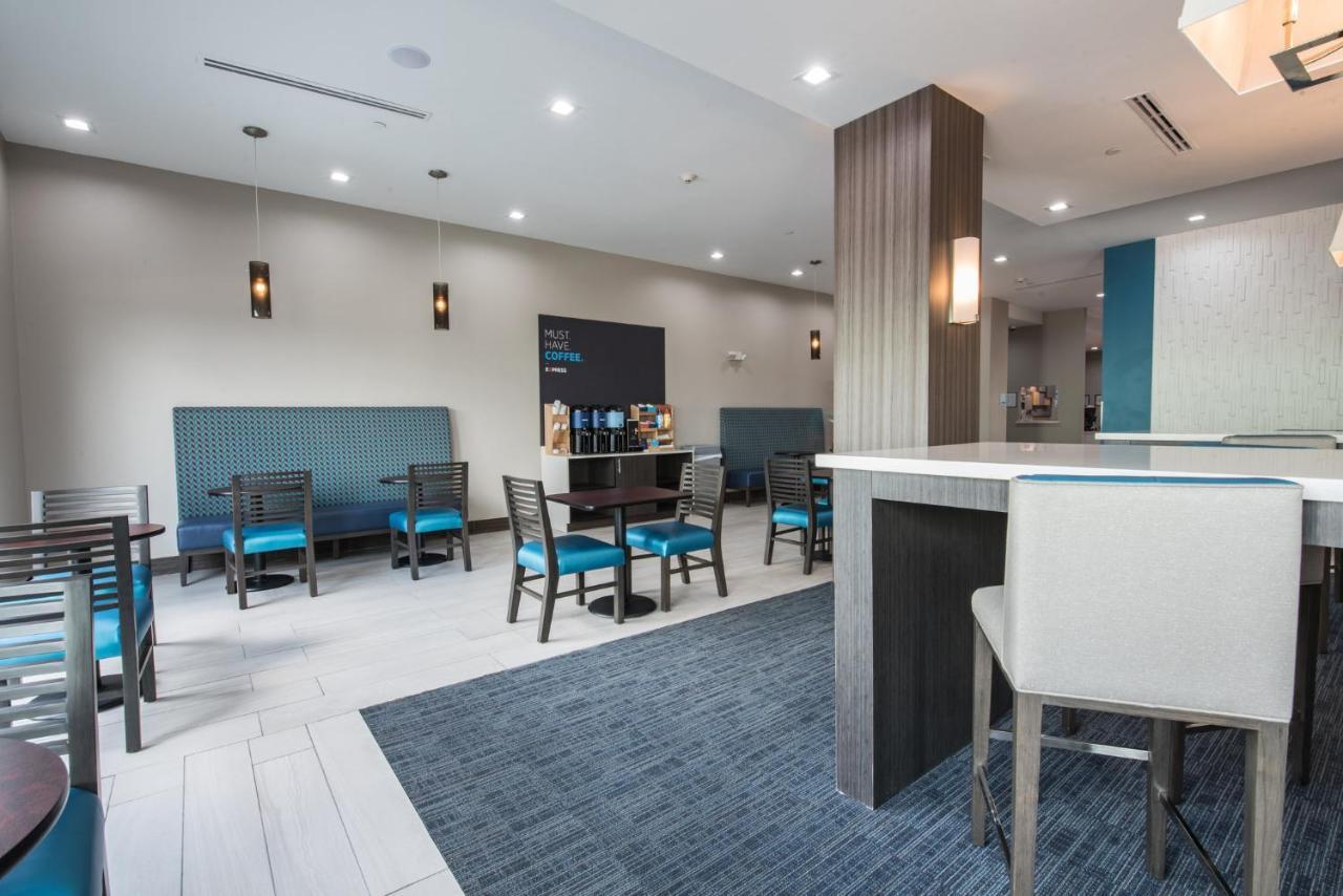 Holiday Inn Express & Suites Houston - Hobby Airport Area By Ihg Екстериор снимка
