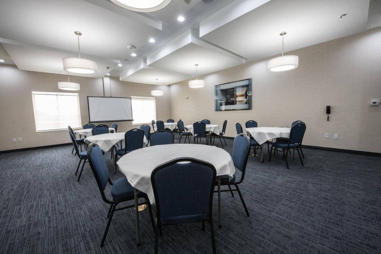 Holiday Inn Express & Suites Houston - Hobby Airport Area By Ihg Екстериор снимка